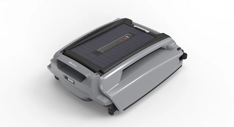 Betta SE Plus Solar-Powered Robotic Pool Skimmer